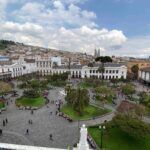 Blick über die Plaza Grande in Quito