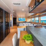 Yacht Tribute – Bar