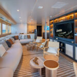 Yacht Tribute – Lounge